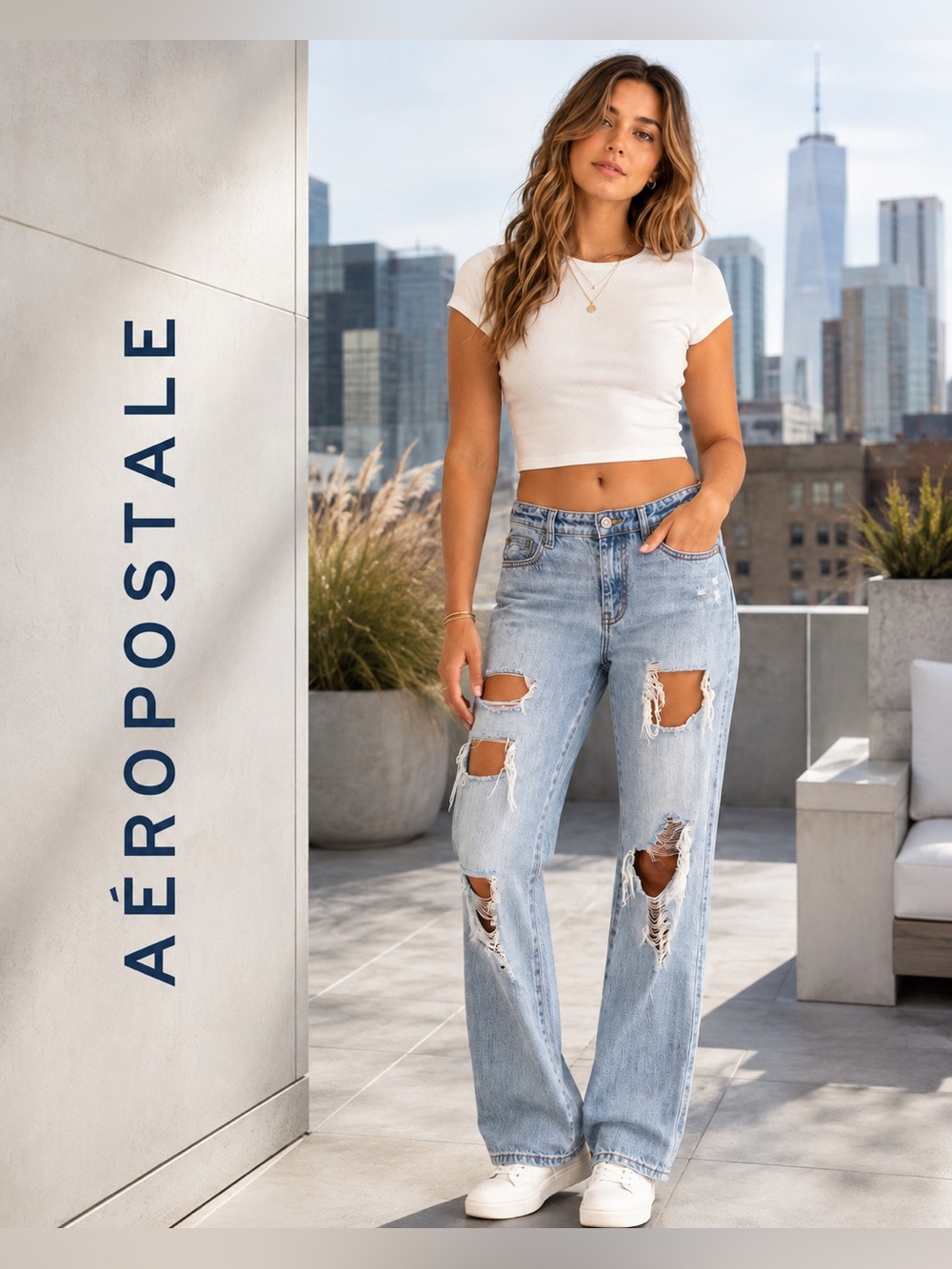 Aeropostale Light Wash Distressed Boyfriend Jeans